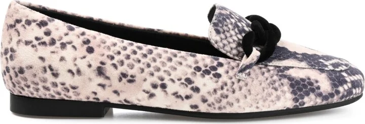 Journee Collection Women's Cordell Chain Detail Loafers - Image 2