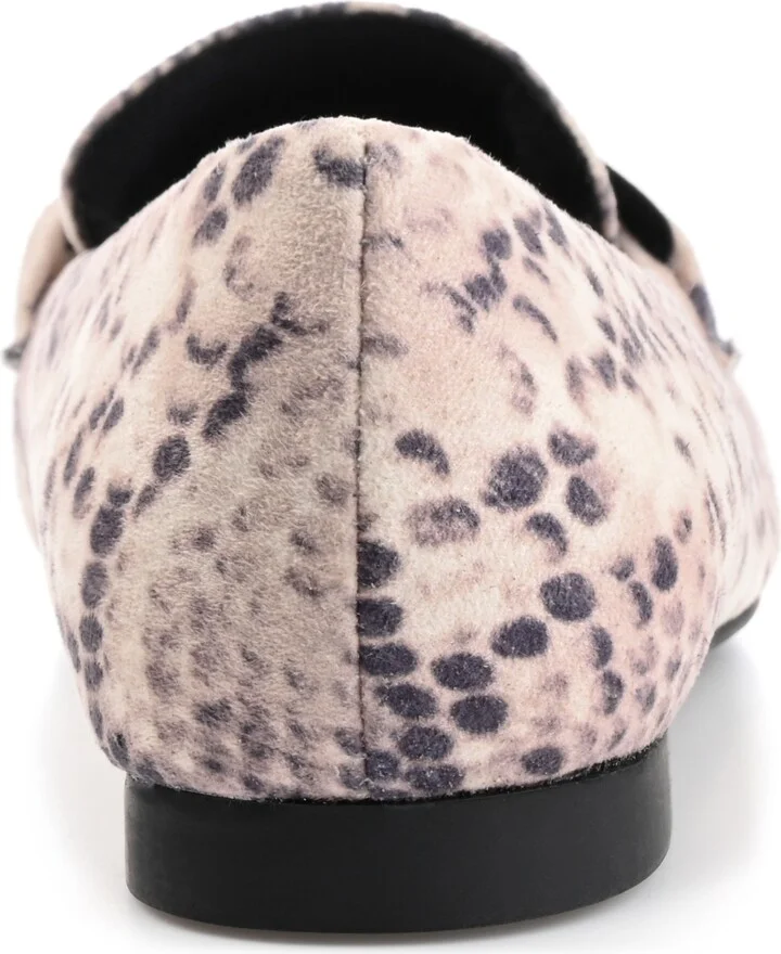 Journee Collection Women's Cordell Chain Detail Loafers - Image 3