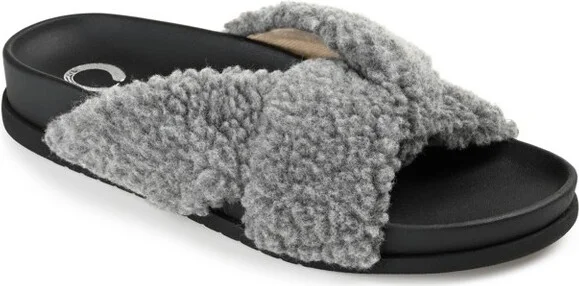 Journee Collection Women's Dalynnda Slipper Brown