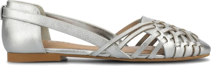 Journee Collection Women's Ekko Woven Round Toe Flats - Image 6