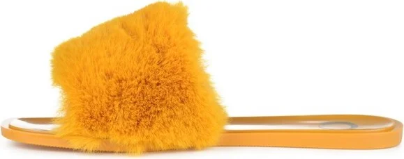 Journee Collection Women's Faux Fur Dusk Slide White - Image 4