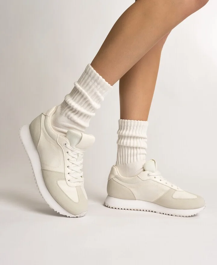 Journee Collection Women's Flow Lace Up Jogger Sneakers - Image 11