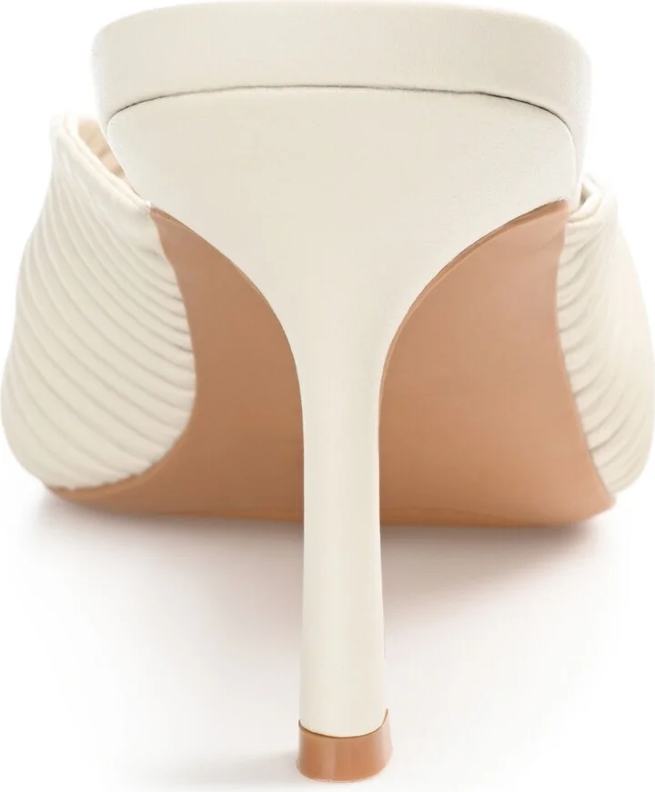 Journee Collection Women's Greer Pleated Sandals - Image 11