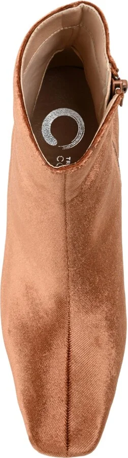Journee Collection Women's Hazara Velvet Block Heel Dress Booties - Image 4