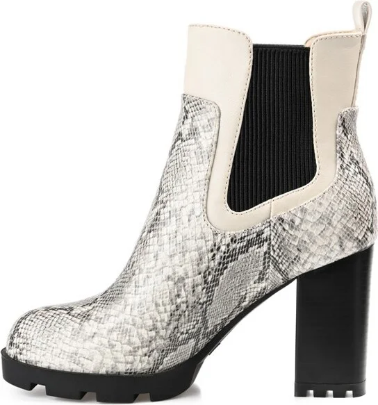 Journee Collection Women's Islana Pull On Stacked Heel Booties Cognac - Image 3