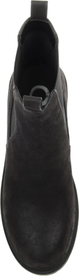 Journee Collection Women's Ivette Chelsea Lug Sole Booties - Image 4