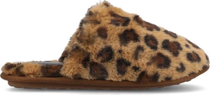 Journee Collection Women's Jayde Round Toe Slippers - Image 2