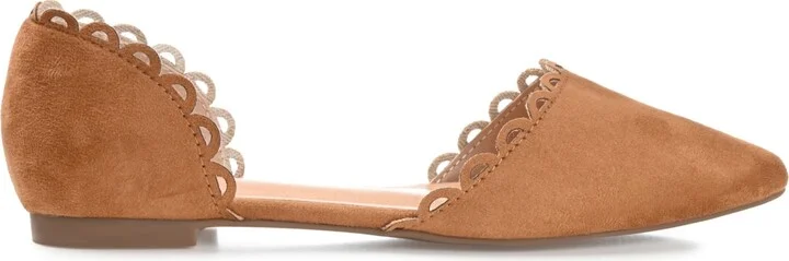 Journee Collection Women's Jezlin Scalloped Flats - Image 2