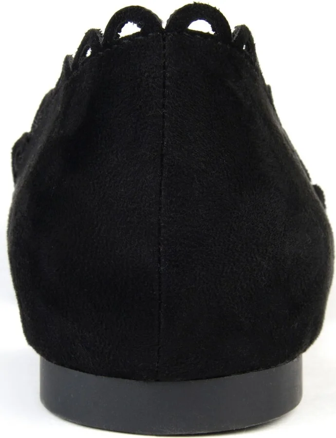 Journee Collection Women's Jezlin Scalloped Flats - Image 11