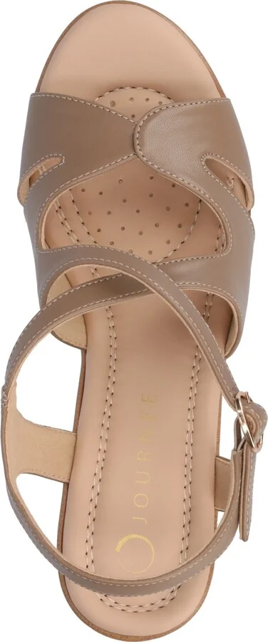 Journee Collection Women's Kedzie2 Strappy Wedge Sandals - Image 9