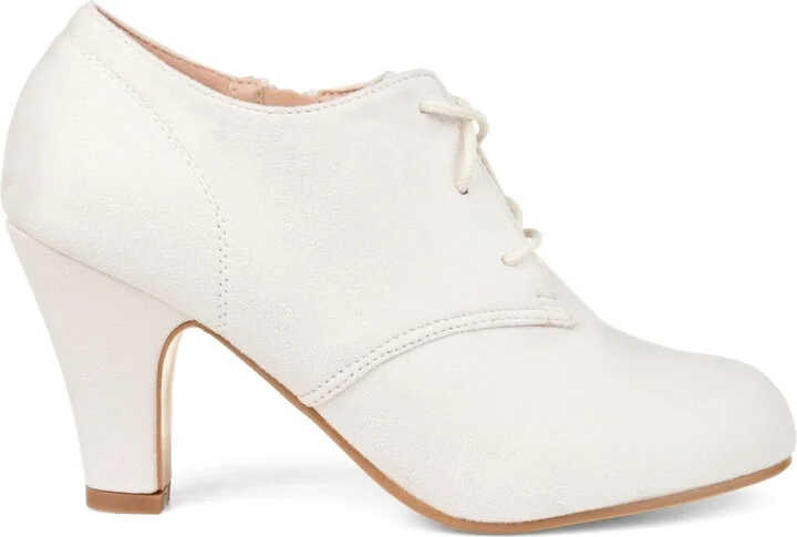 Journee Collection Women's Leona Lace Up Dress Shooties - Image 6