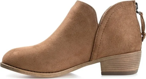 Journee Collection Women's Livvy Back Heel Zip Stacked Heel Booties Black - Image 4