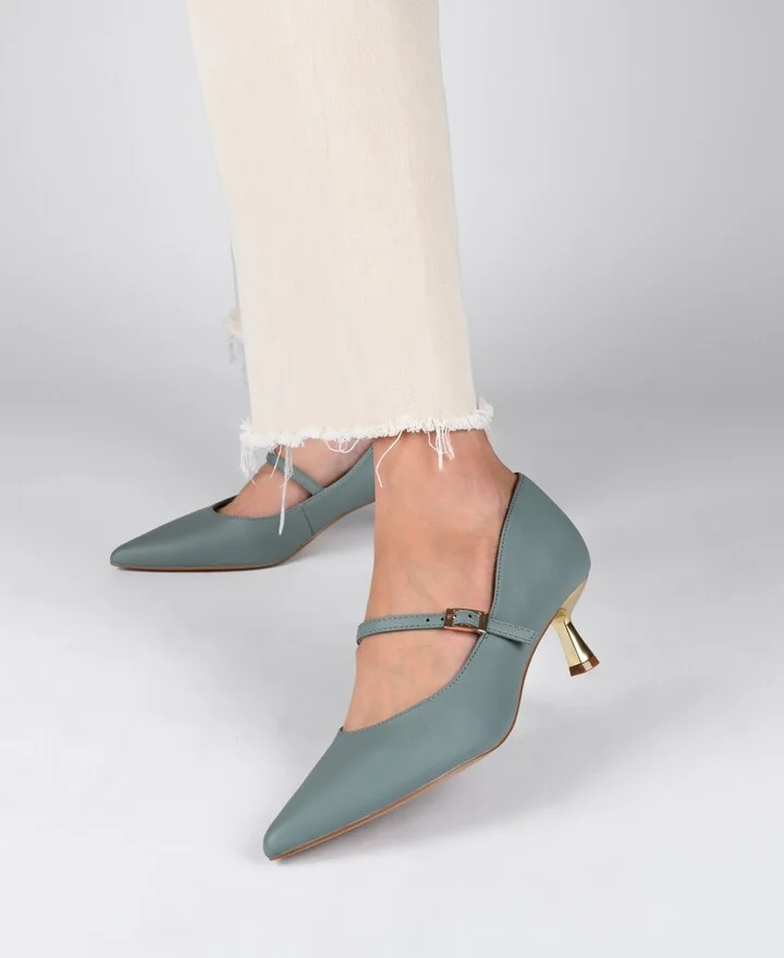 Journee Collection Women's Manza Pointed Toe Mary Jane Kitten Heel Pumps - Image 11