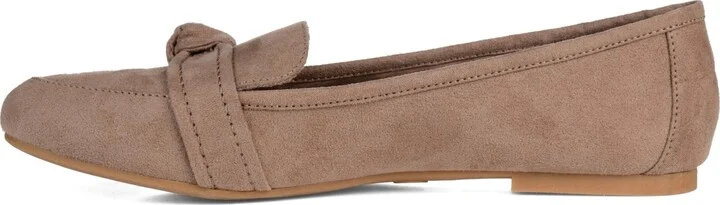 Journee Collection Women's Marci Slip On Flats - Image 2