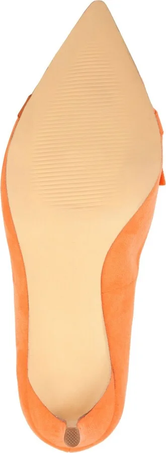 Journee Collection Women's Marek Ruffle Detail Dress Pumps - Image 3