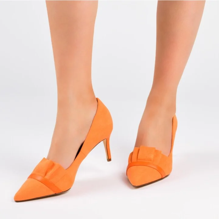 Journee Collection Women's Marek Ruffle Detail Dress Pumps - Image 6