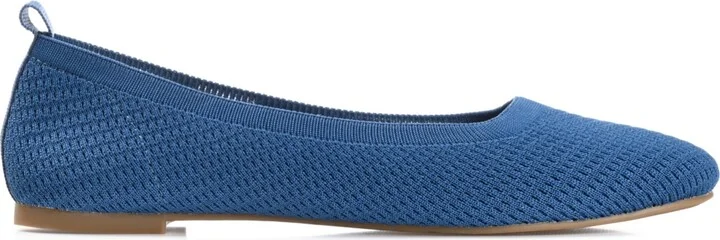 Journee Collection Women's Maryann Knit Round Toe Ballet Flats - Image 2