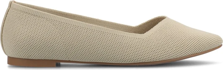 Journee Collection Women's Minnah Knit Pointed Toe Dress Flats - Image 2