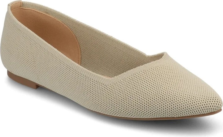 Journee Collection Women's Minnah Knit Pointed Toe Dress Flats