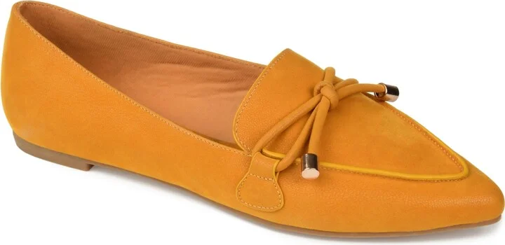 Journee Collection Women's Muriel Bow Detail Pointed Toe Flats