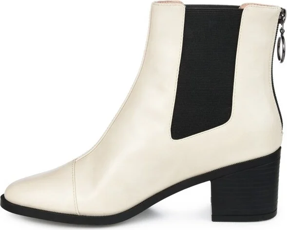 Journee Collection Women's Nigella Back Heel Zip Stacked Heel Booties Black - Image 6