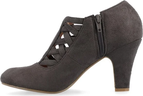 Journee Collection Women's Piper Inside Zip Block Heel Booties Black - Image 4