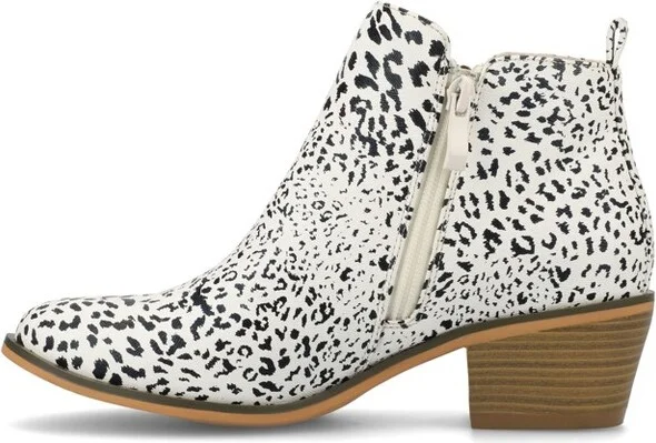 Journee Collection Women's Rebel Outside Zip Stacked Heel Booties Navy - Image 3