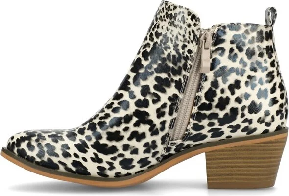Journee Collection Women's Rebel Outside Zip Stacked Heel Booties Navy - Image 6
