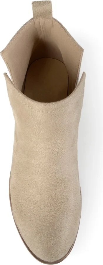 Journee Collection Women's Rimi Notched Ankle Stacked Heel Booties - Image 4