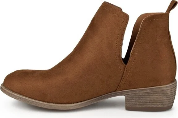Journee Collection Women's Rimi Pull On Stacked Heel Booties Blue - Image 6