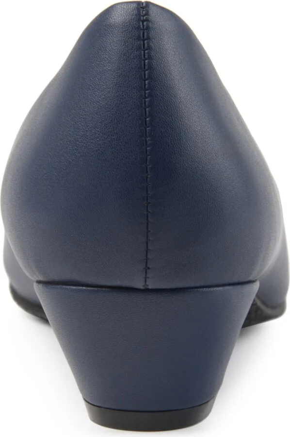 Journee Collection Women's Saar Round Toe Kitten Heel Pumps - Image 3