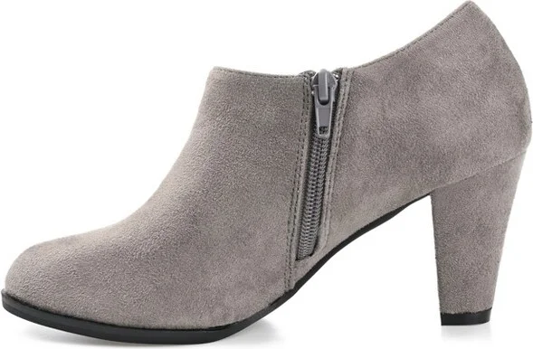 Journee Collection Women's Sanzi Comfort Insole Inside Zip Block Heel Booties Black - Image 6
