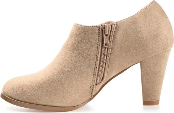 Journee Collection Women's Sanzi Comfort Insole Inside Zip Block Heel Booties Black - Image 7