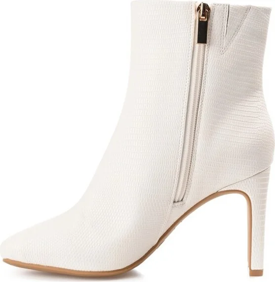 Journee Collection Women's Sarla Inside Zip Block Heel Booties White - Image 2