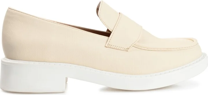 Journee Collection Women's Saydee Loafers - Image 2