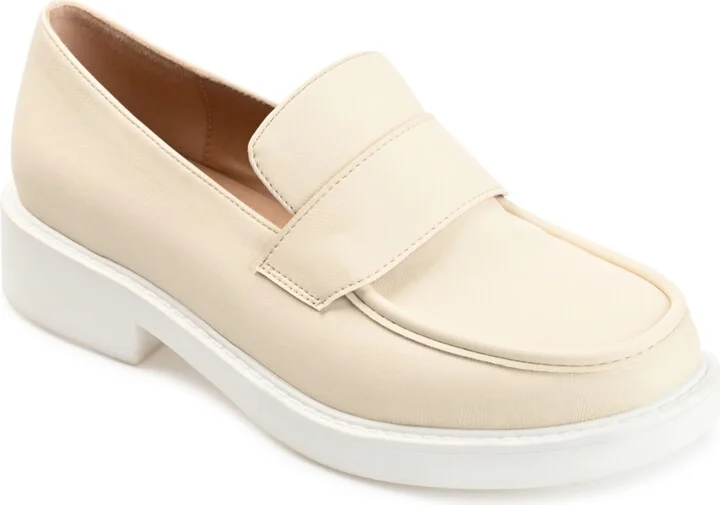 Journee Collection Women's Saydee Loafers