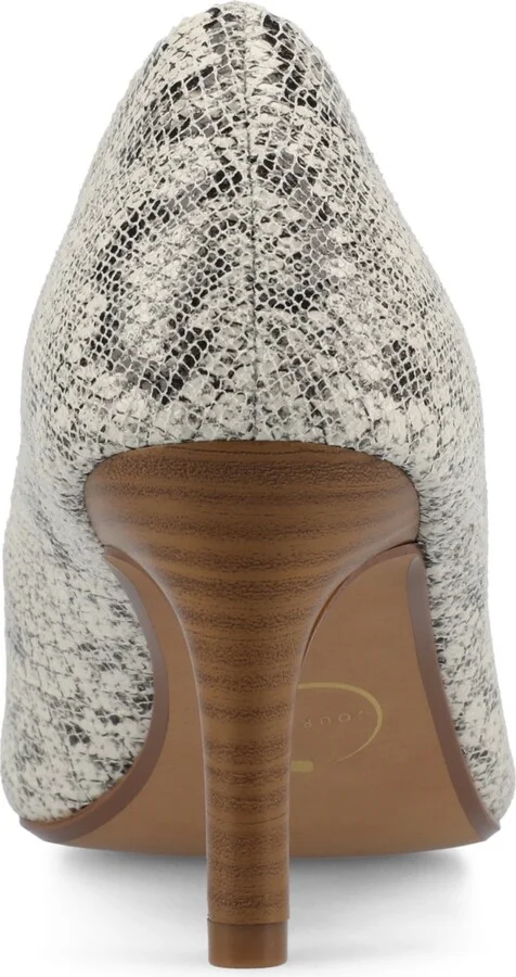 Journee Collection Women's Scylee Pointed Toe Dress Pumps - Image 7
