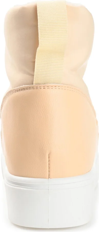 Journee Collection Women's Sethie Platform Cold Weather Puffer Booties - Image 4