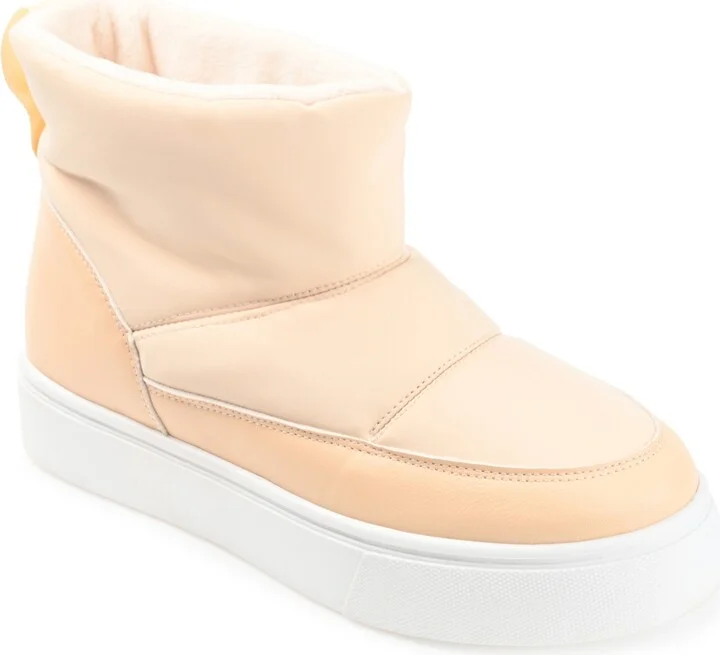 Journee Collection Women's Sethie Platform Cold Weather Puffer Booties