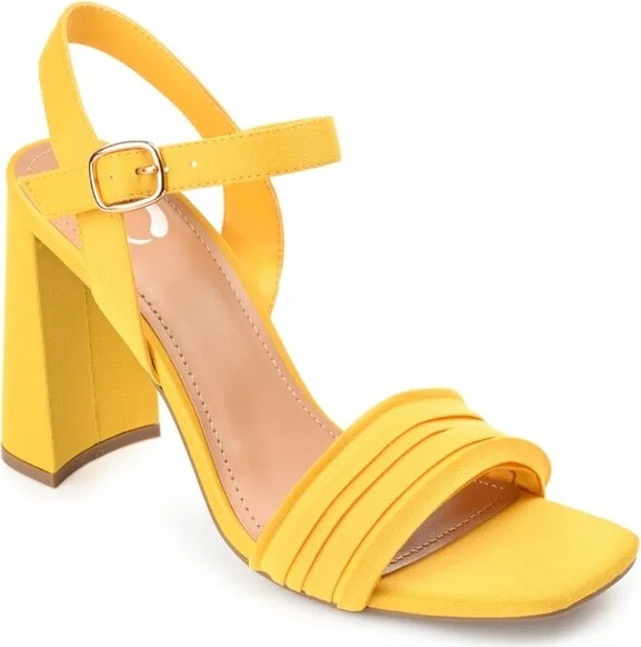 Journee Collection Womens Skiler Tru Comfort Foam Open Square Toe Block Heel Sandals Yellow 6.5