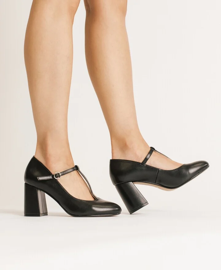 Journee Collection Women's Talani T-strap Almond Toe Dress Pumps - Image 10