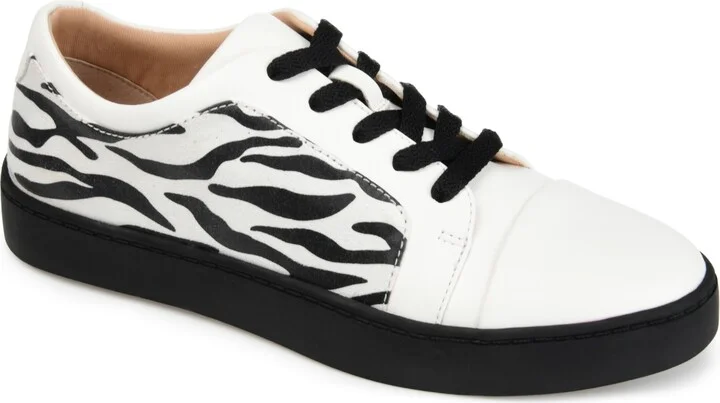 Journee Collection Women's Taschi Sneakers