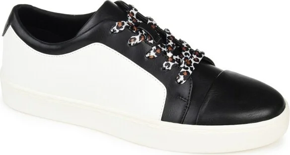 Journee Collection Women's Taschi Sneakers Leopard