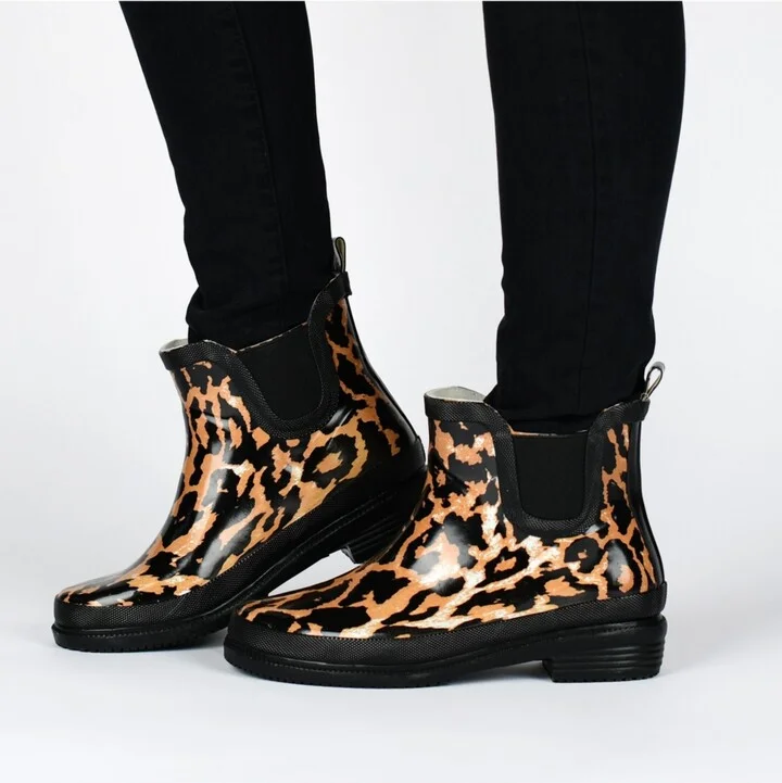 Journee Collection Women's Tekoa Rain Boot - Image 3