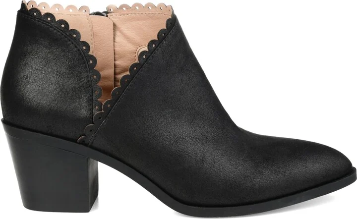 Journee Collection Women's Tessa Scalloped Block Heel Booties - Image 7