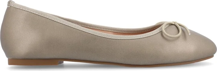 Journee Collection Women's Vika Ballet Flats - Image 2