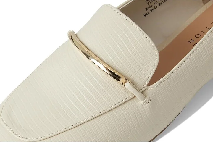 Journee Collection Wrenn Women's Flat Shoes Ivory : 8.5 M, Faux Leather/Synthetic - Image 7