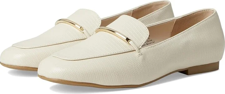 Journee Collection Wrenn Women's Flat Shoes Ivory : 8.5 M, Faux Leather/Synthetic