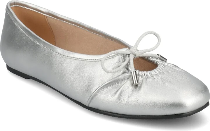 Journee Women's Callee Ballet Medium and Wide Width Dress Flats