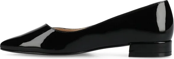 Journee Women's Carmin Medium and Wide Width Dress Flats, White 7W - Image 8